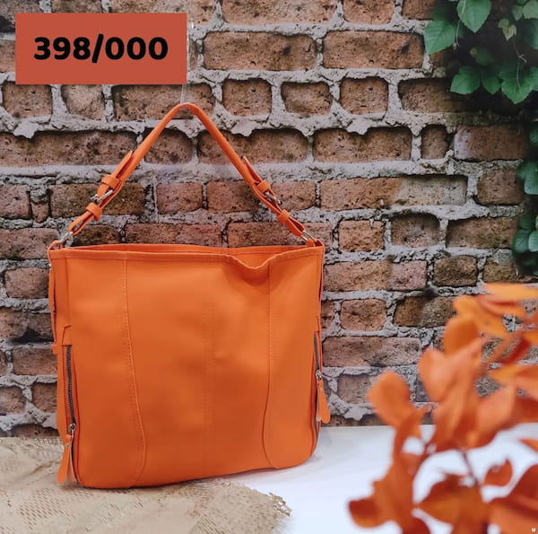 عکس-کیف زنانه چرم نارنجی