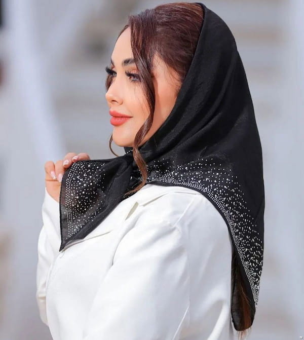 عکس-روسری زنانه کرپ مشکی