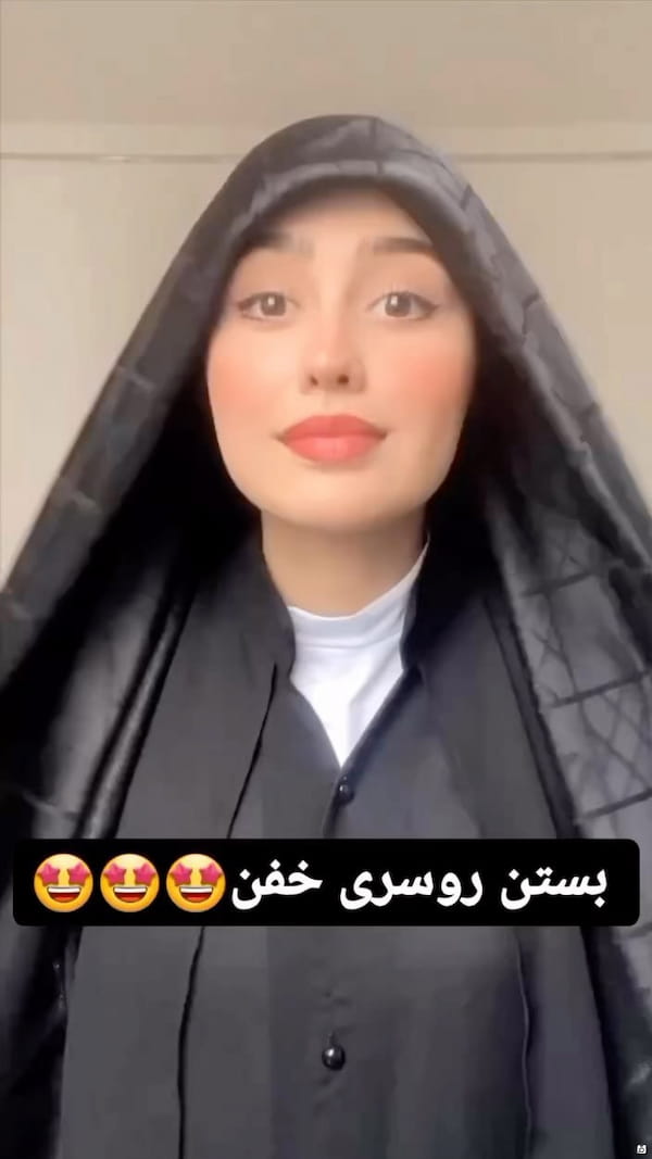 عکس-روسری زنانه لمه دیور مشکی