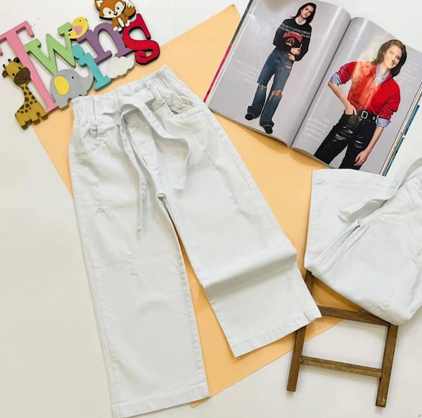 عکس-شلوار جین بچگانه سفید