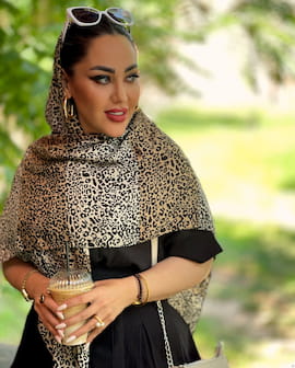 روسری زنانه نخی