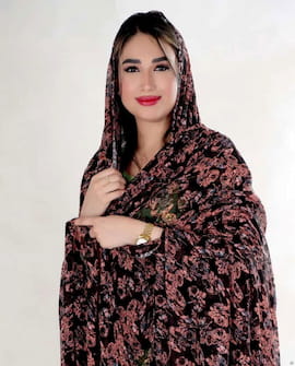 چادر زنانه نخی