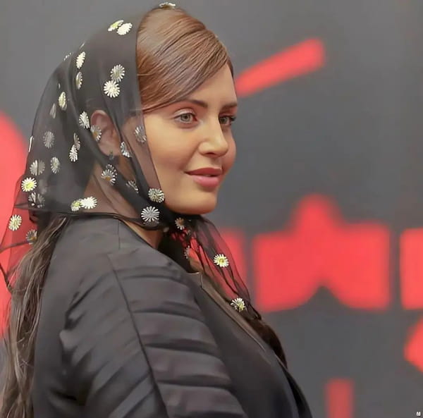 عکس-روسری زنانه تک رنگ