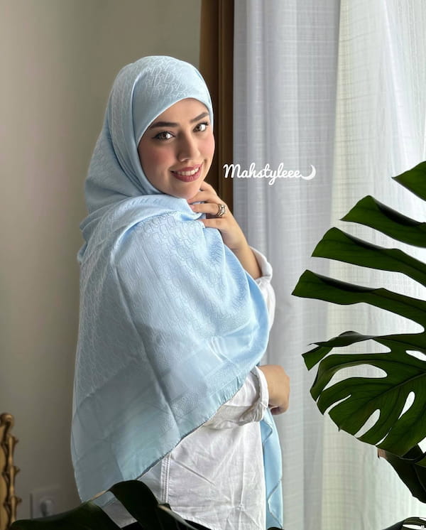 عکس-روسری زنانه ابریشم تک رنگ