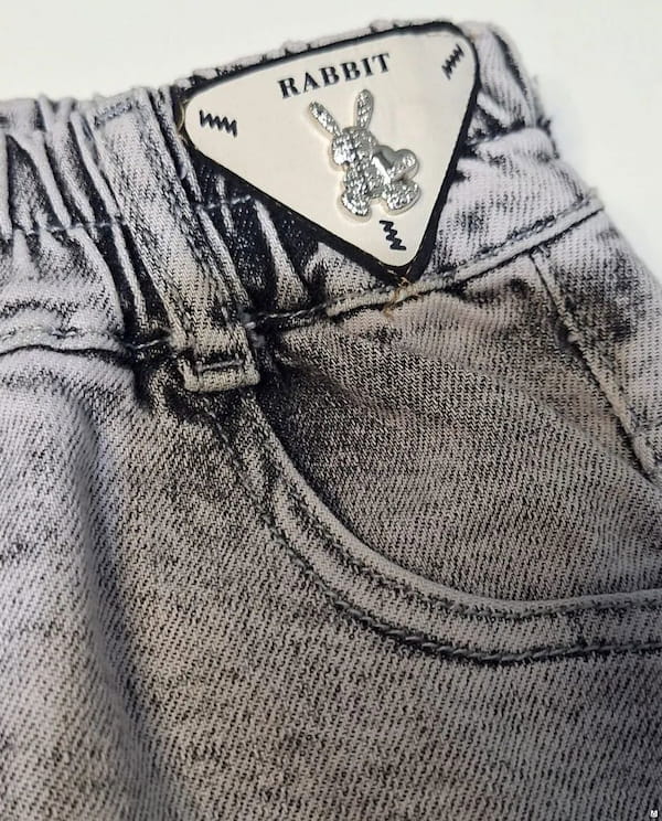 عکس-شلوار جین بچگانه طوسی