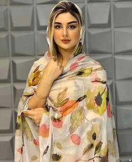 چادر زنانه تک رنگ