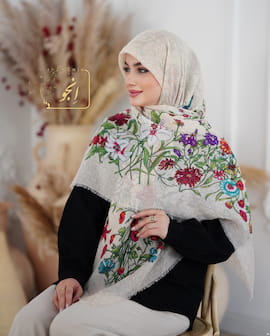 روسری زنانه نخی