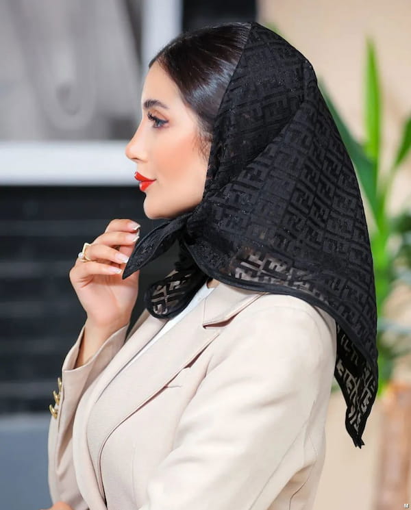 عکس-روسری زنانه تک رنگ