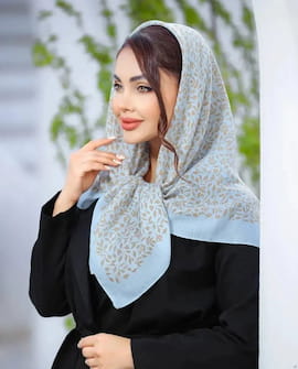 روسری زنانه نخی